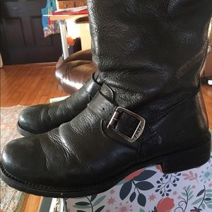 Frye dark brown engineer boots!