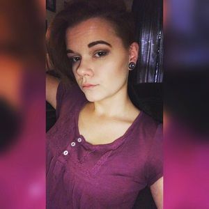 Meet your Posher, Annalyse