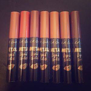 BUNDLE!! LA GIRL METAL LIQUID LIPSTICK ( ALL 7)