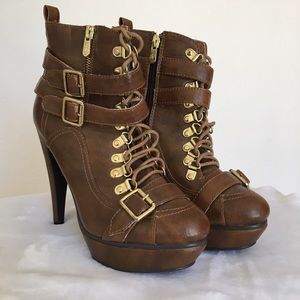 Dereon • High Heel Booties