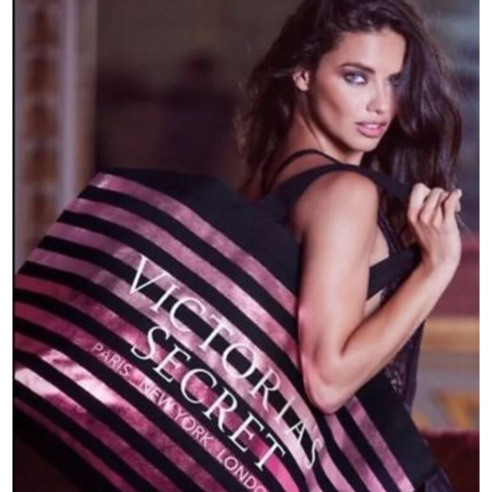 Victoria's Secret 2016 limited edition tote.