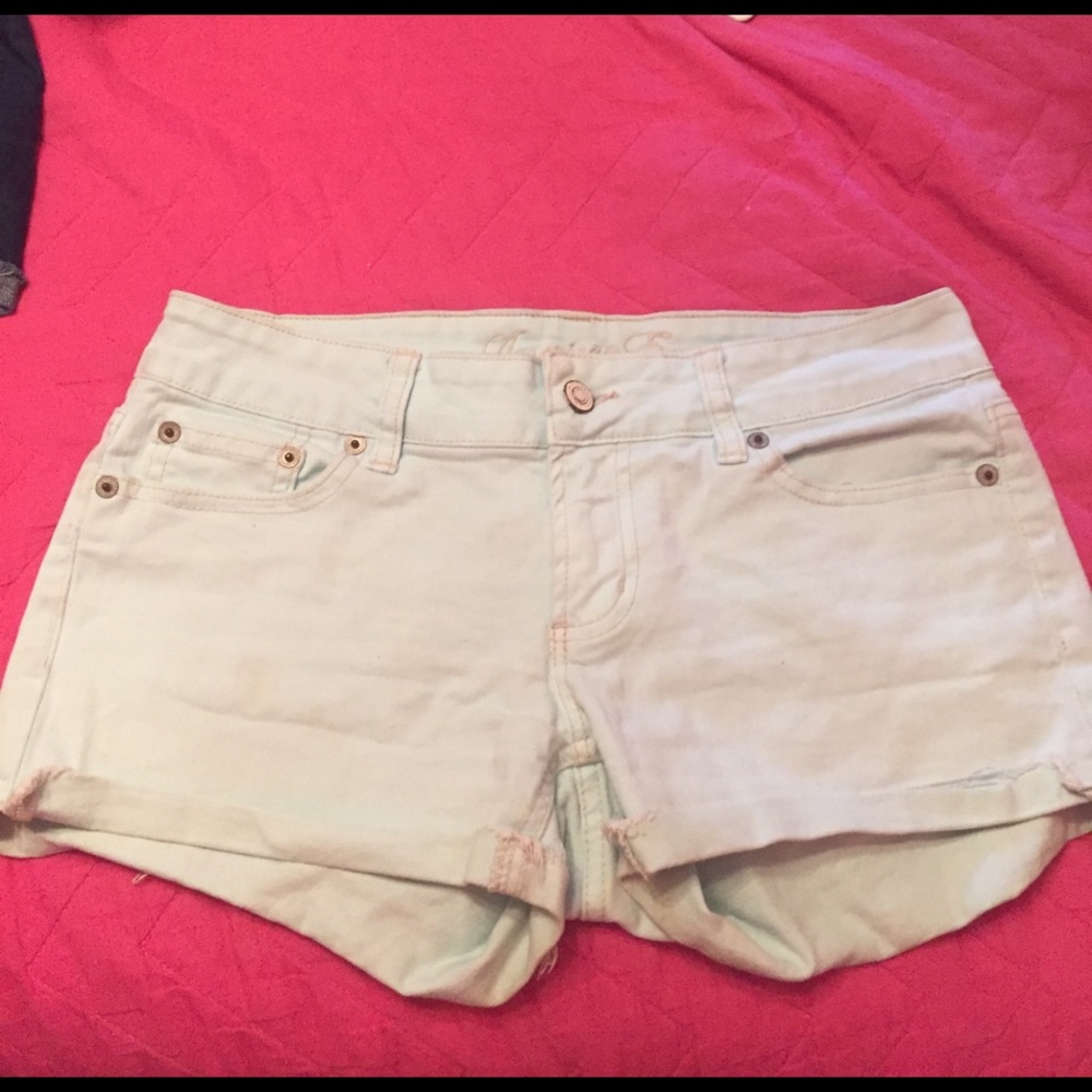 American eagle light wash shorts