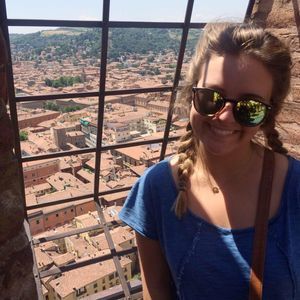 Meet your Posher, Katie