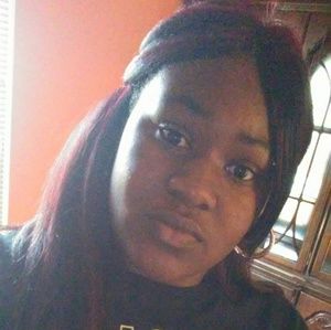 Meet your Posher, Briana