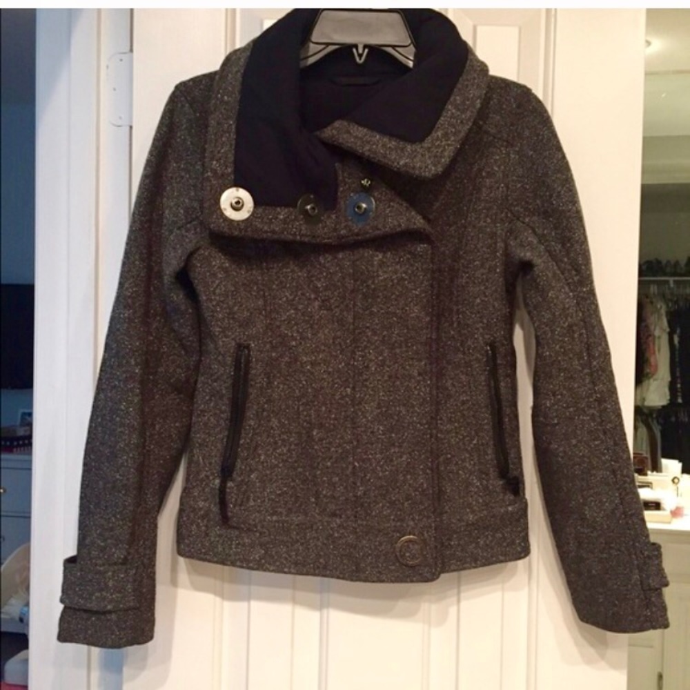 Lululemon bomber jacket