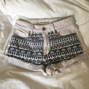 D E N I M  S H O R T S // AZTEC PRINT