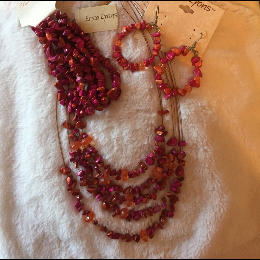Erica Lyons set- only the bracelet and earrings