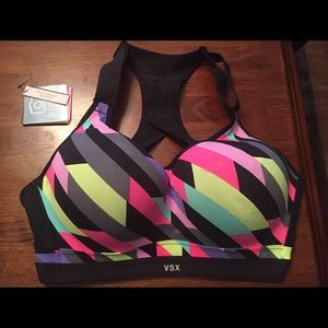 Victoria Secret VSX sports bra 38D