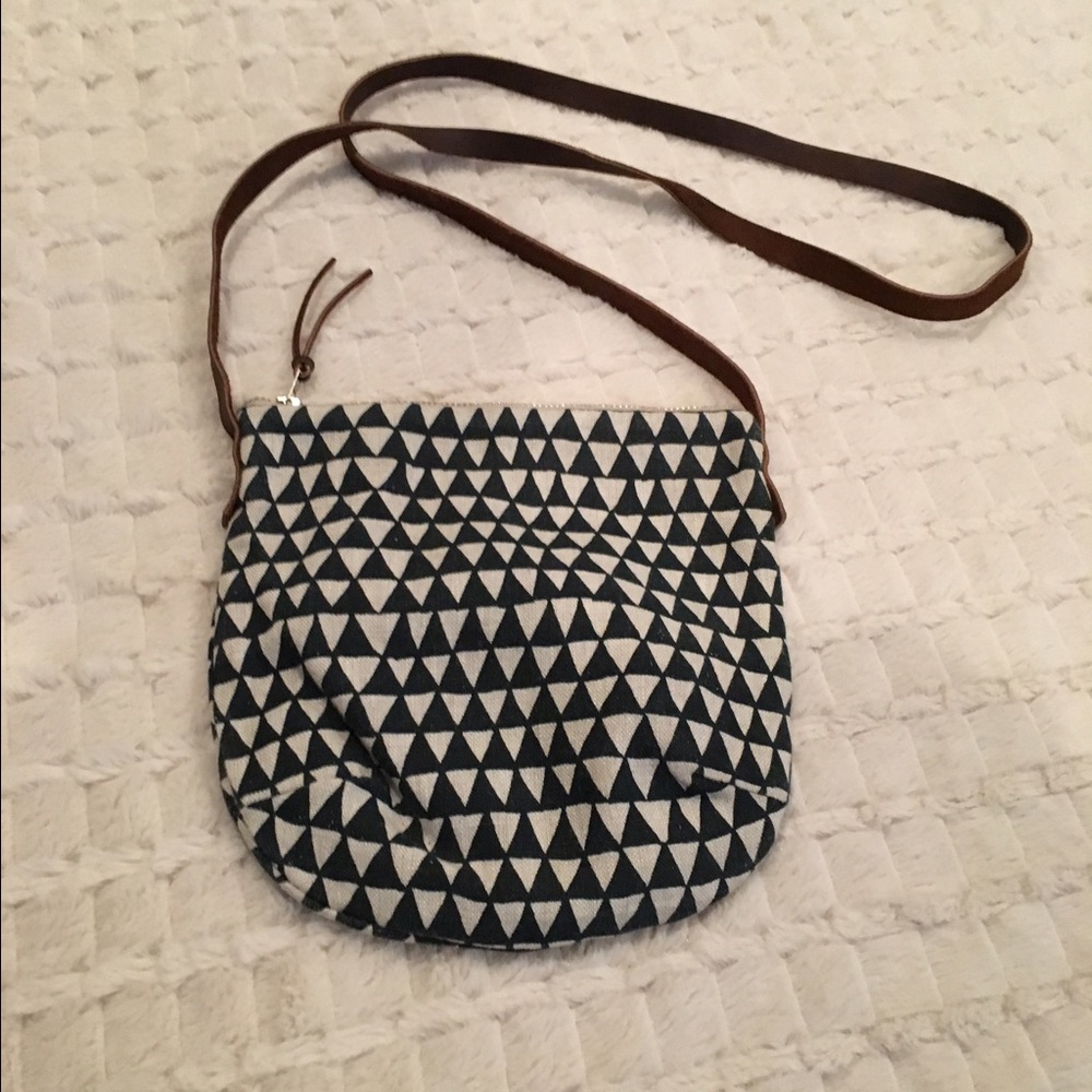 Crossbody small triangle canvas purse