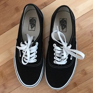Vans shoes black & white size 8