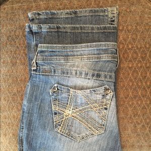 Ariat Mid/Low Rise Medium Wash Embellished Jeans