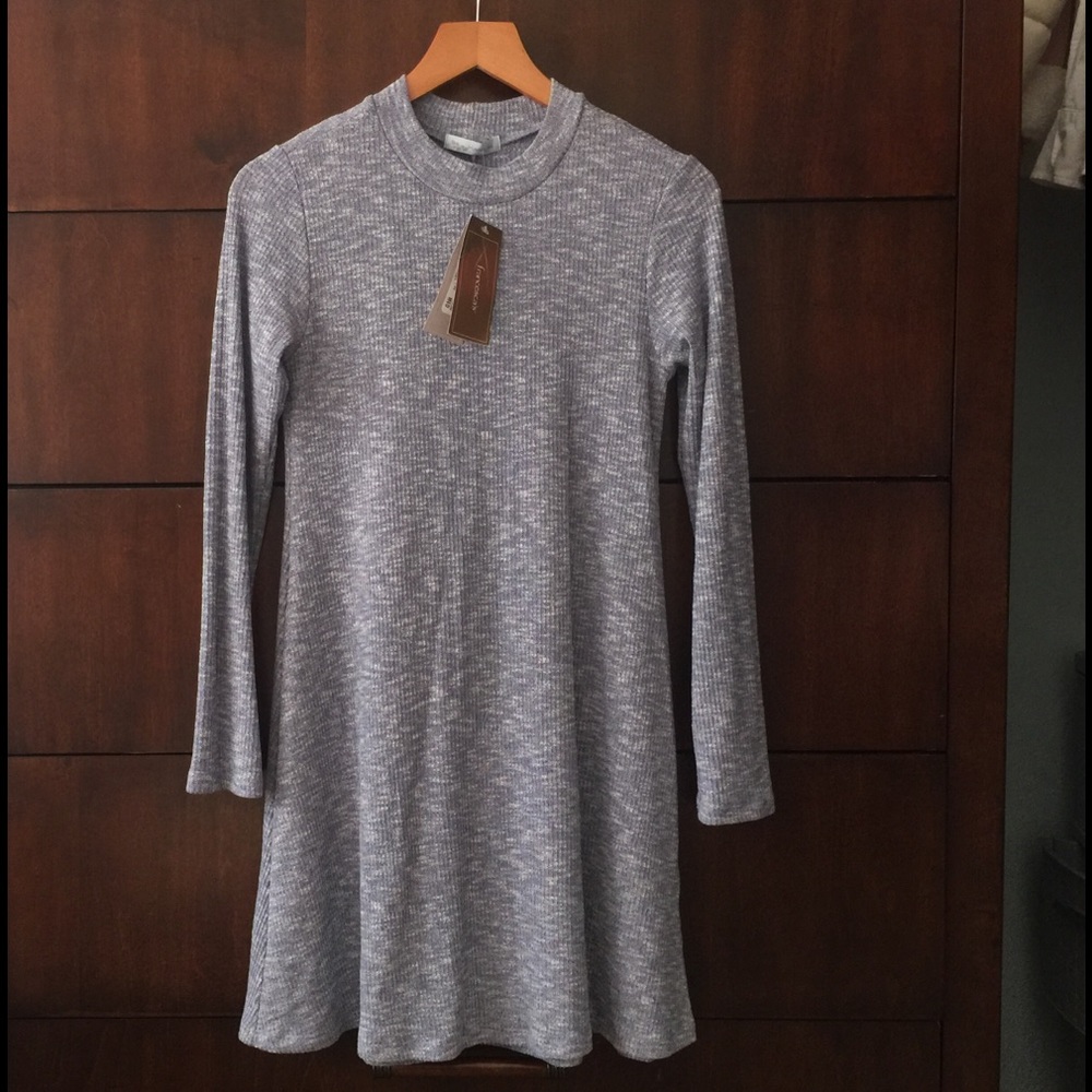 Long sleeve high neck shift dress