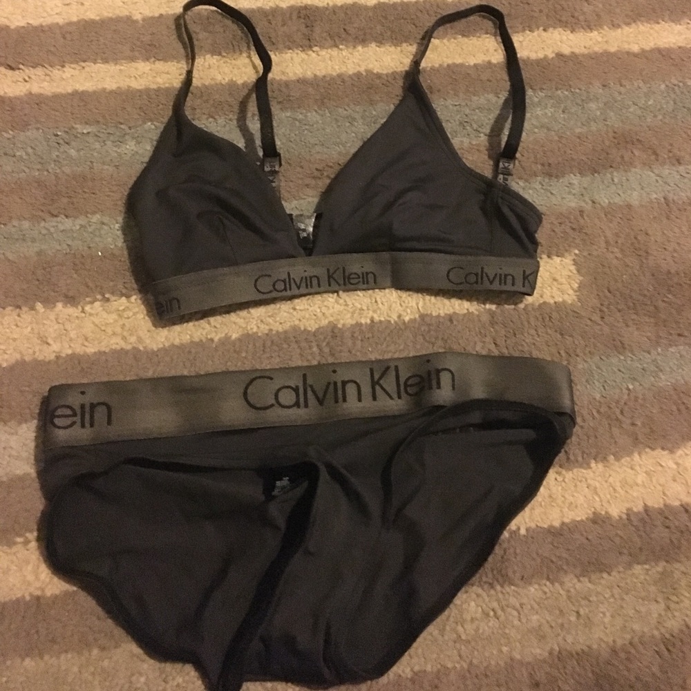 Calvin Klein set