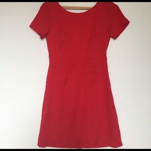 THE perfect little red dress!