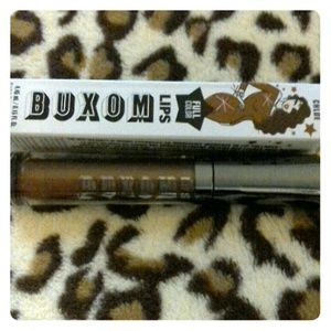 Bux Full Color Plumping Lip Polish