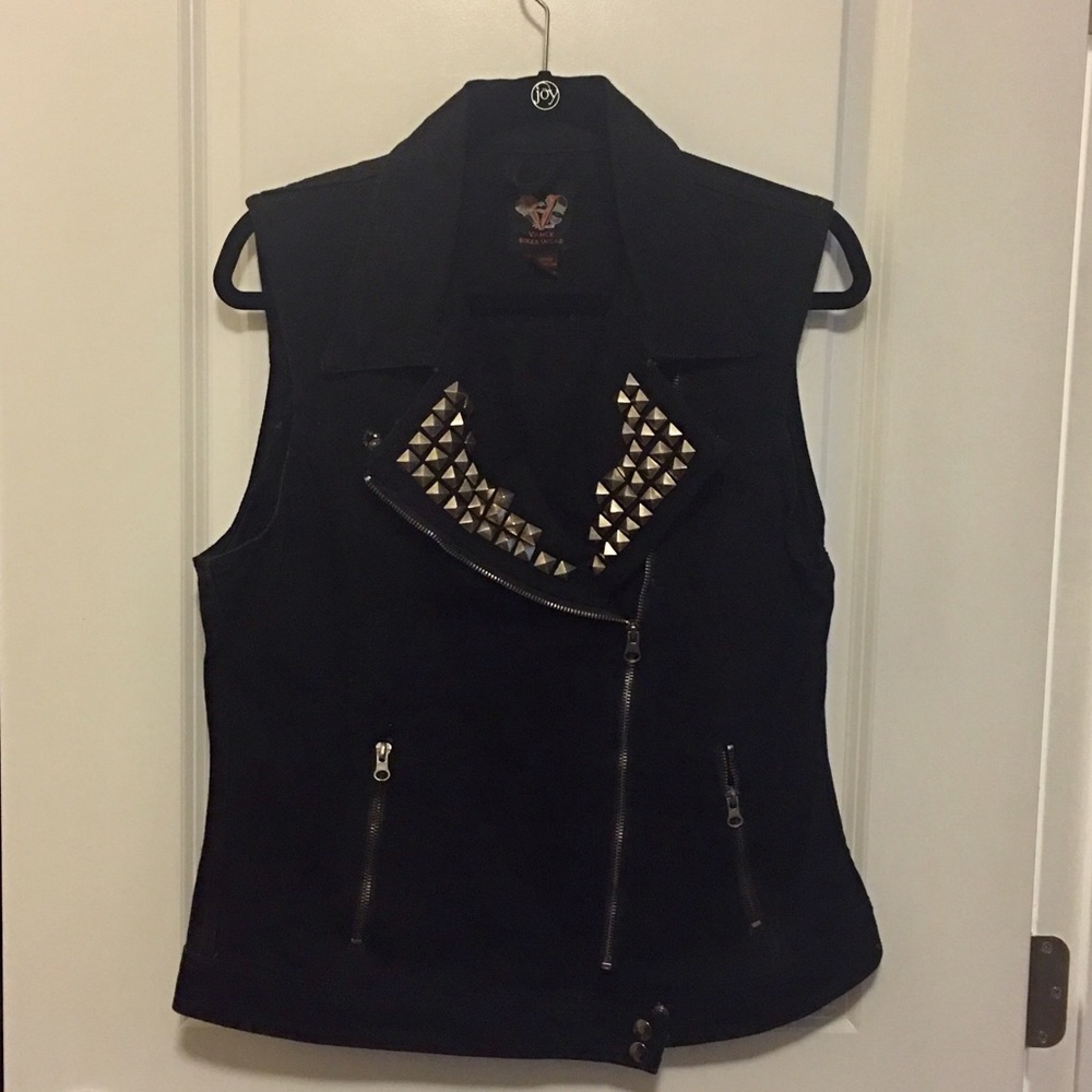 **Holding** Black Denim Motorcycle Vest NWOT