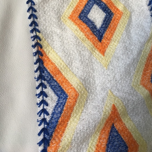 H I P P I E  S H I R T // GET IT BEFORE IT'S GONE! - Picture 4 of 4