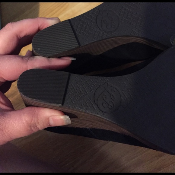 New lucky brand booties - Picture 3 of 4