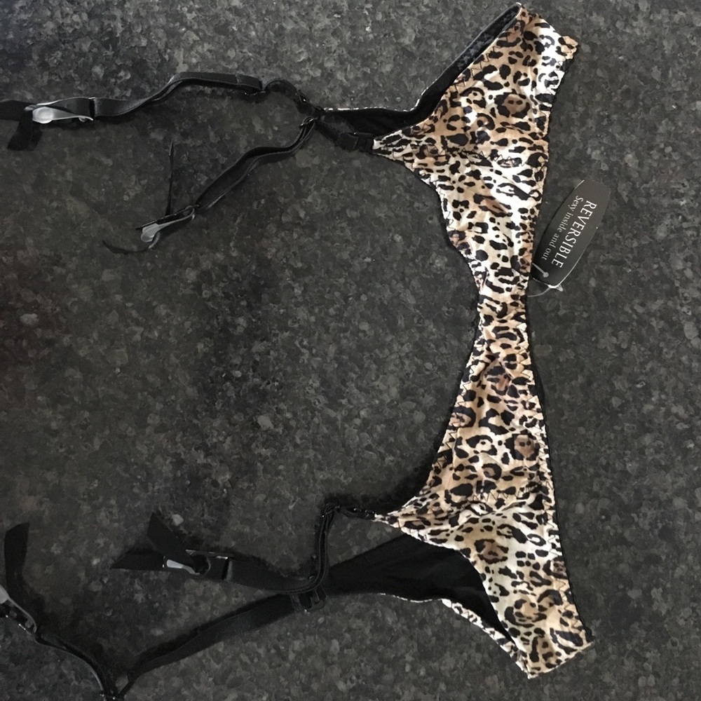 Victoria's Secret Cheetah Print Garter, NWT.