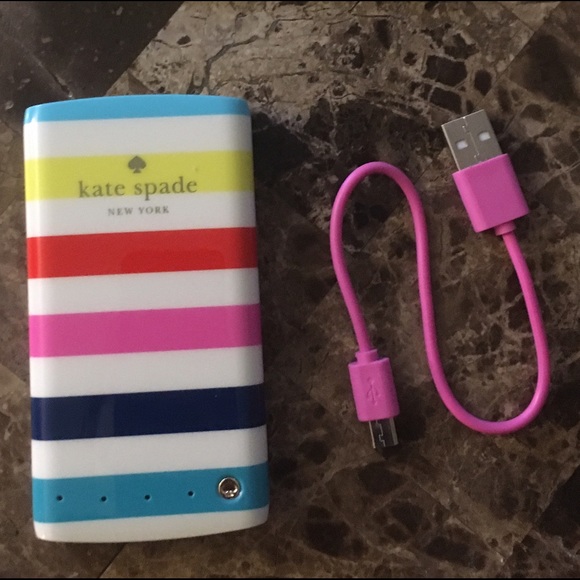 Kate Spade Backup Battery Bank Portable Charger - Picture 3 of 7