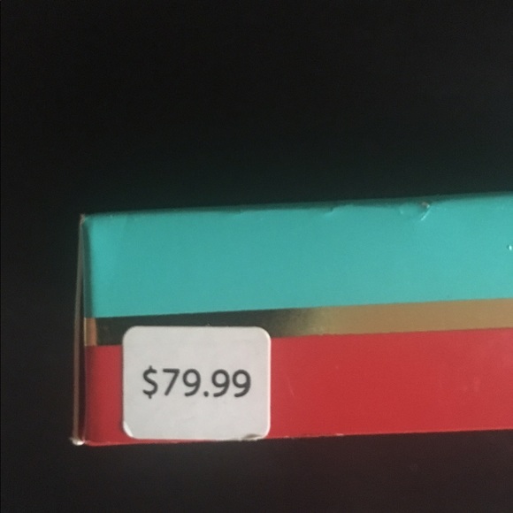 Kate Spade Backup Battery Bank Portable Charger - Picture 5 of 7