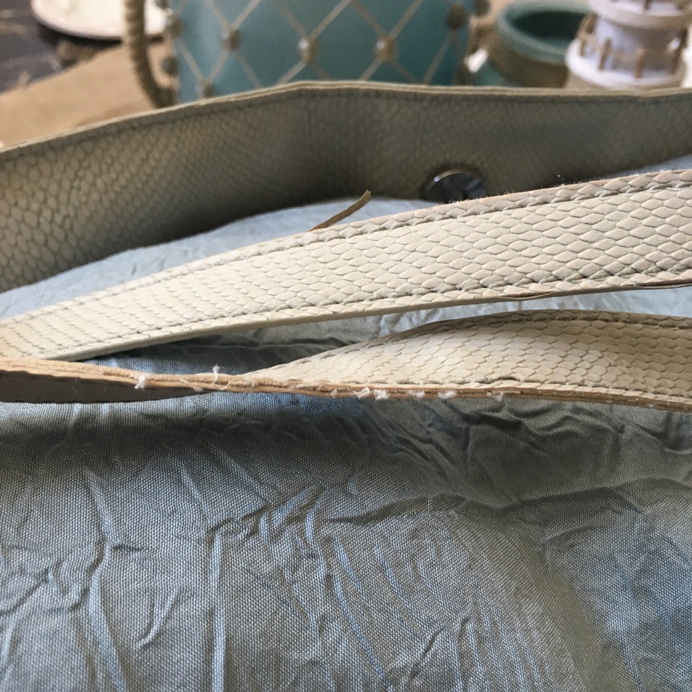 A/X - Picture 4 of 4