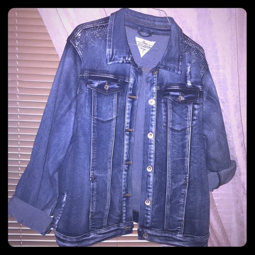 A very nice new jacket was never worn