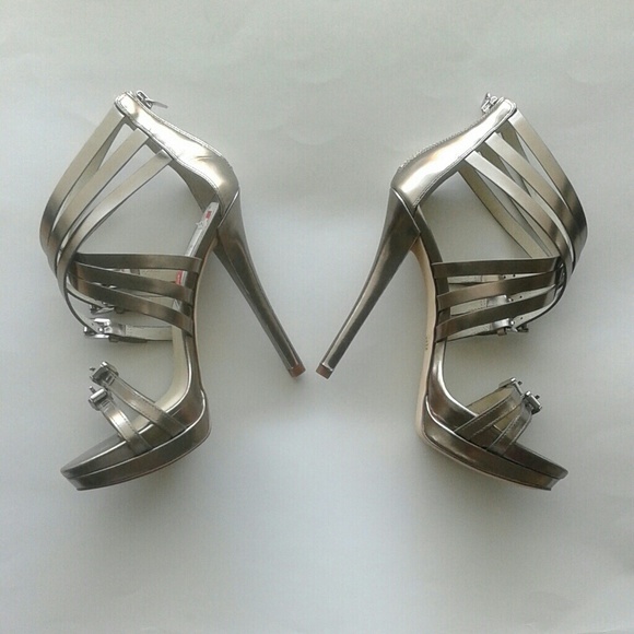 Available platform nickel metallic sandals shoes - Picture 3 of 8
