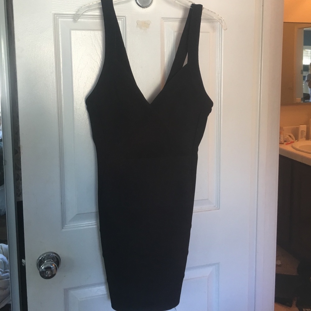 Strappy black bodycon dress