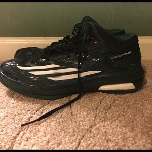 Adidas Crazylight Boost basketball shoes