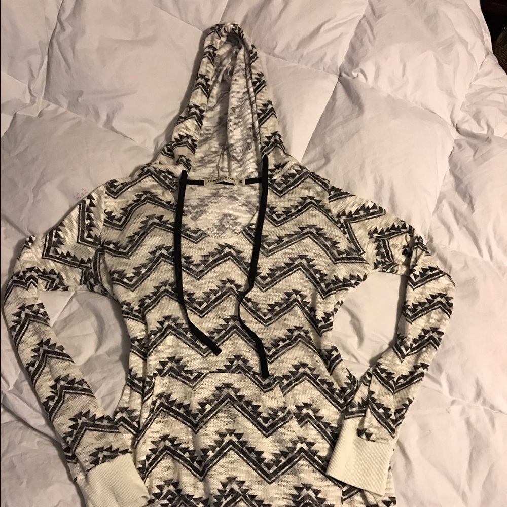 Black&white patterned hoodie