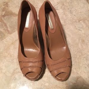 Banana republic nude/tan espadrilles. size 8.