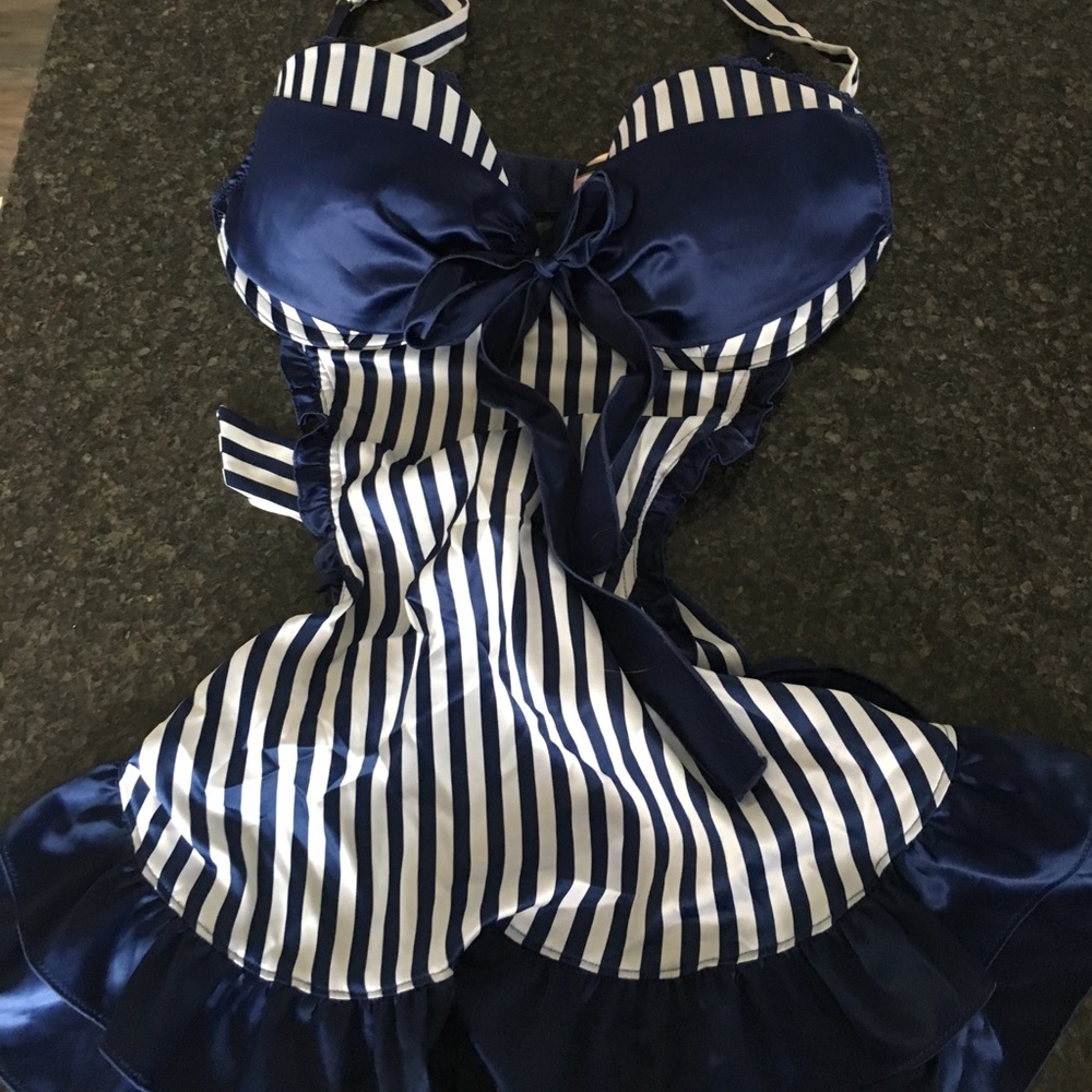 Victoria's Secret Lingerie Set, NWT