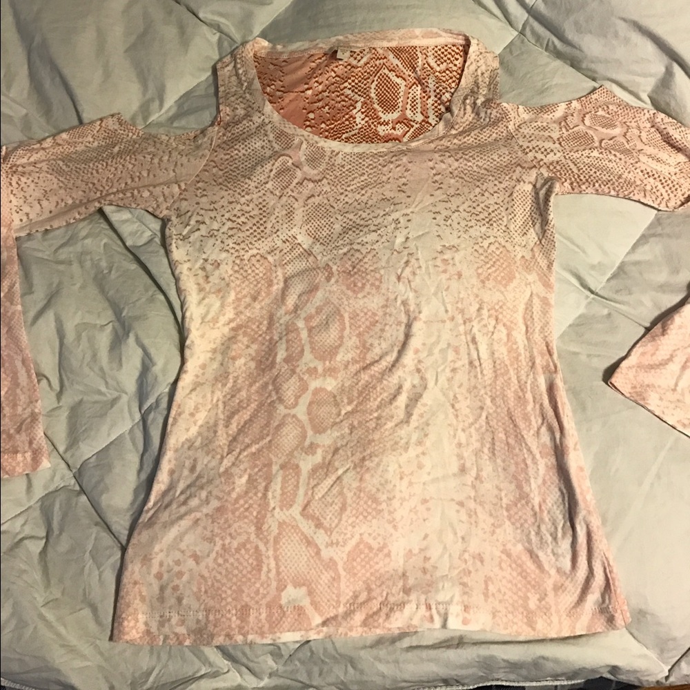 Guess long sleeved top