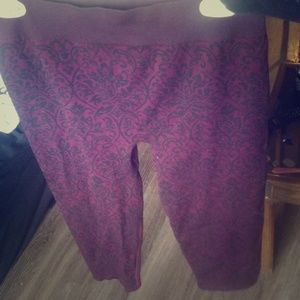 Brand New Fabletics Capri Leggings