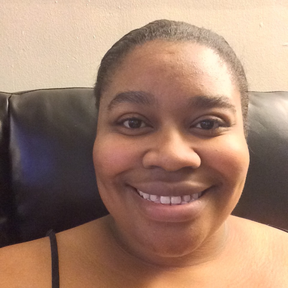 Meet your Posher, Angela