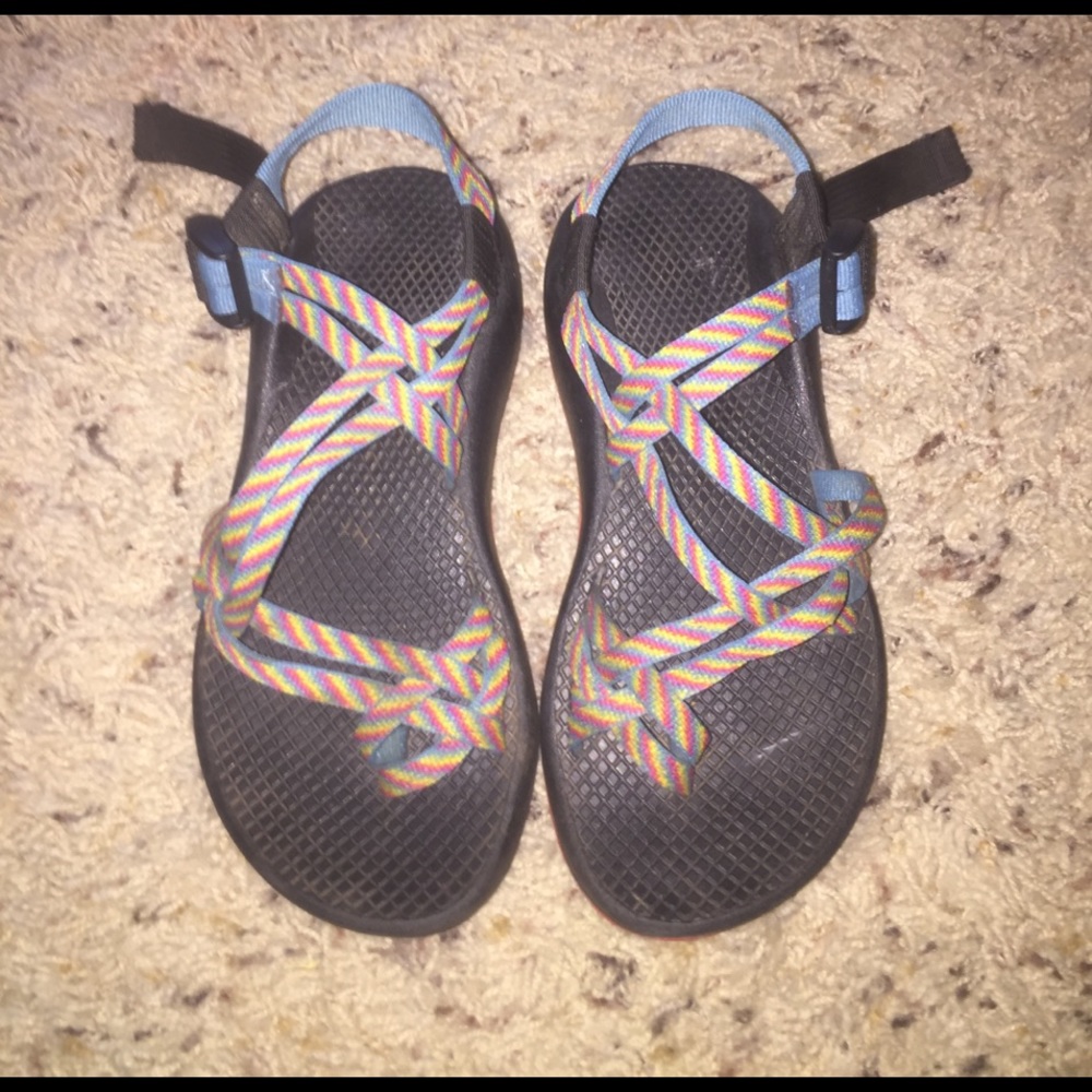 Chacos size 6