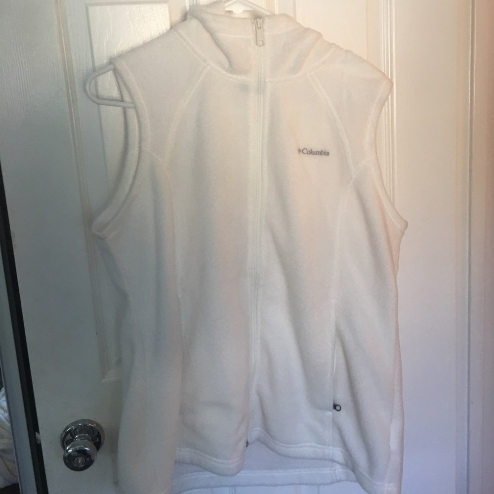 Columbia fuzzy vest