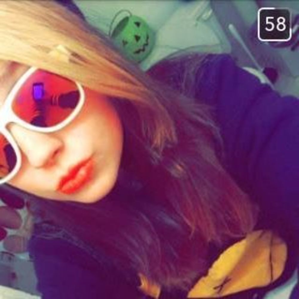 Meet your Posher, Tanya