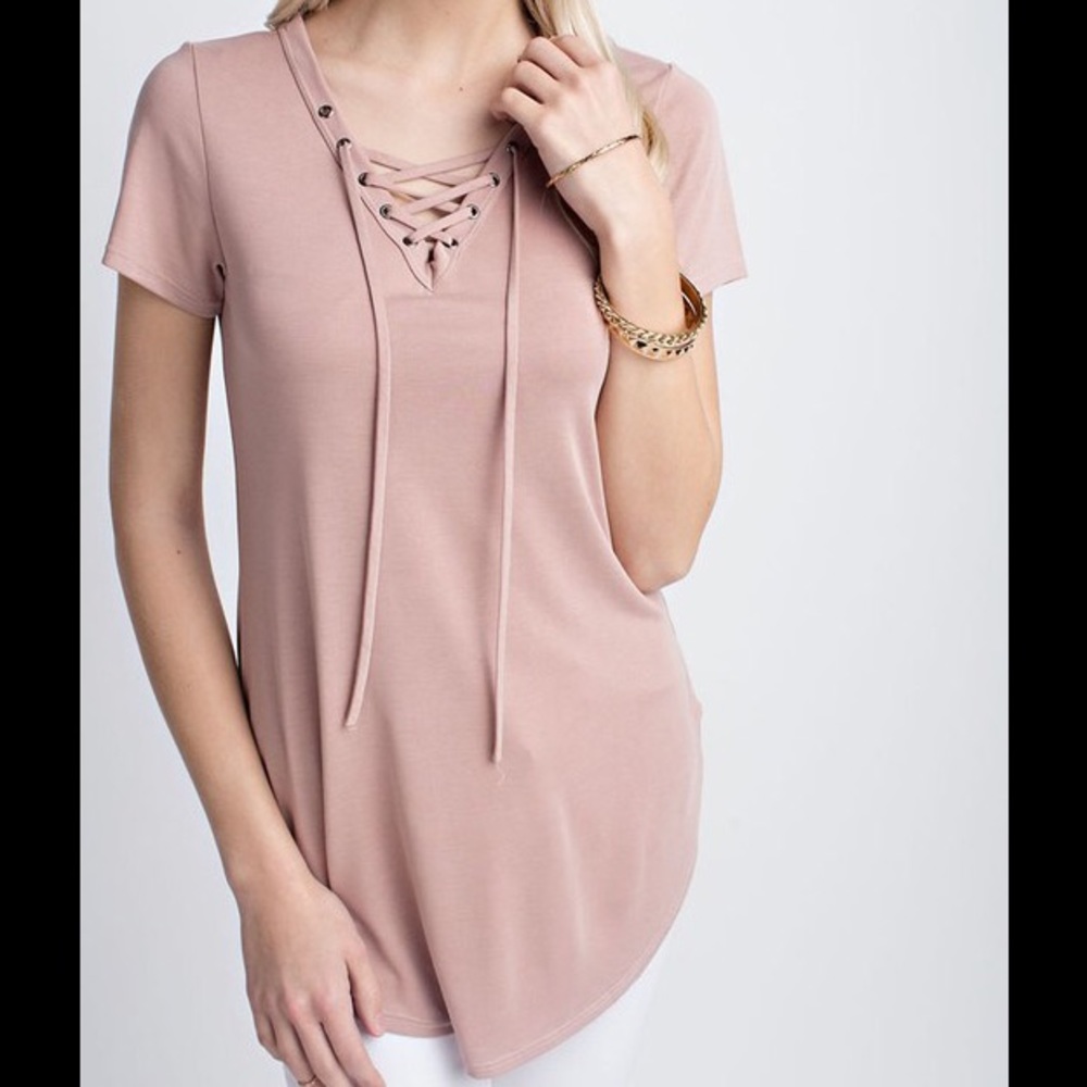 SALE🛍KATE TOP - Picture 2 of 3