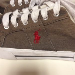mens polo tennis shoes