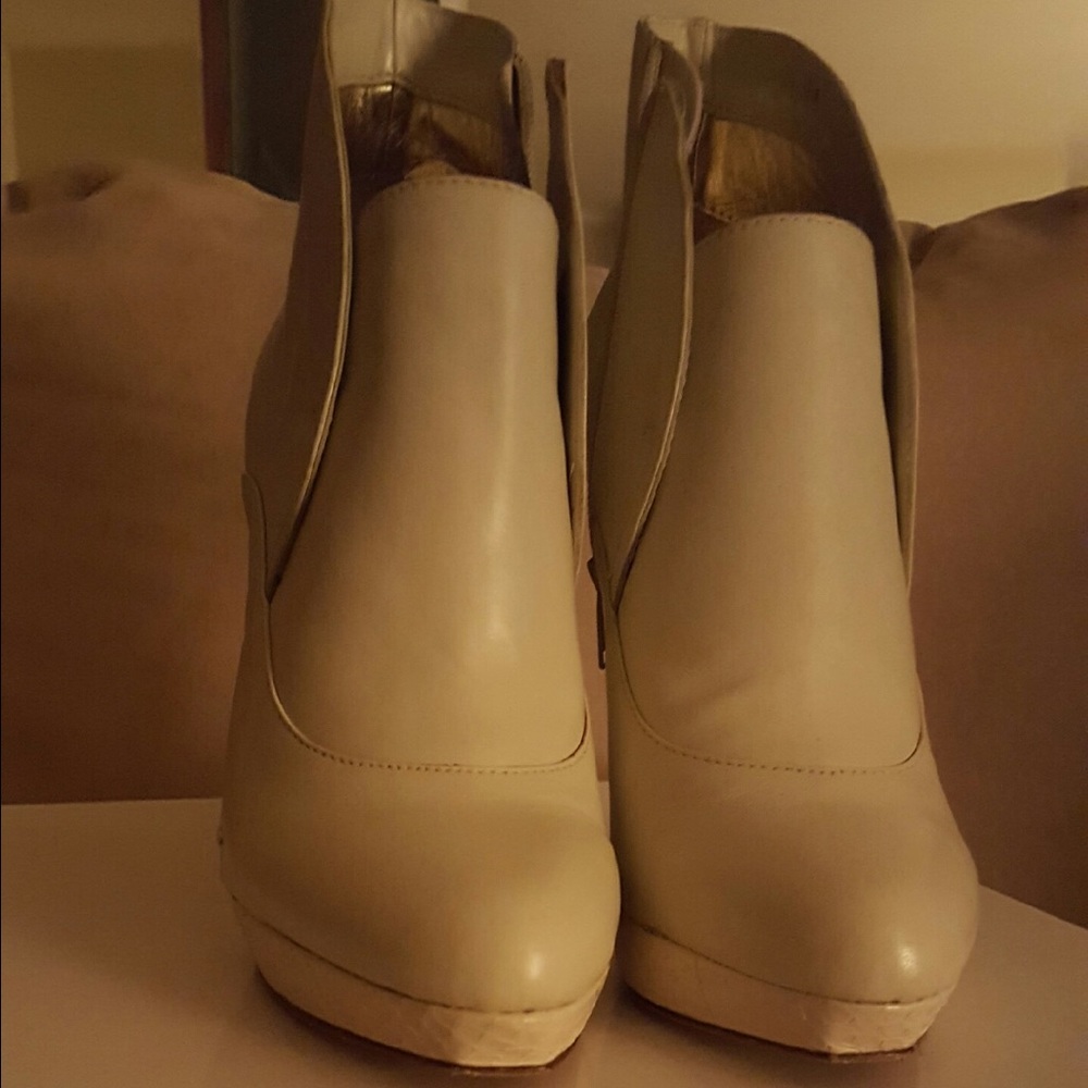 Charles David Booties