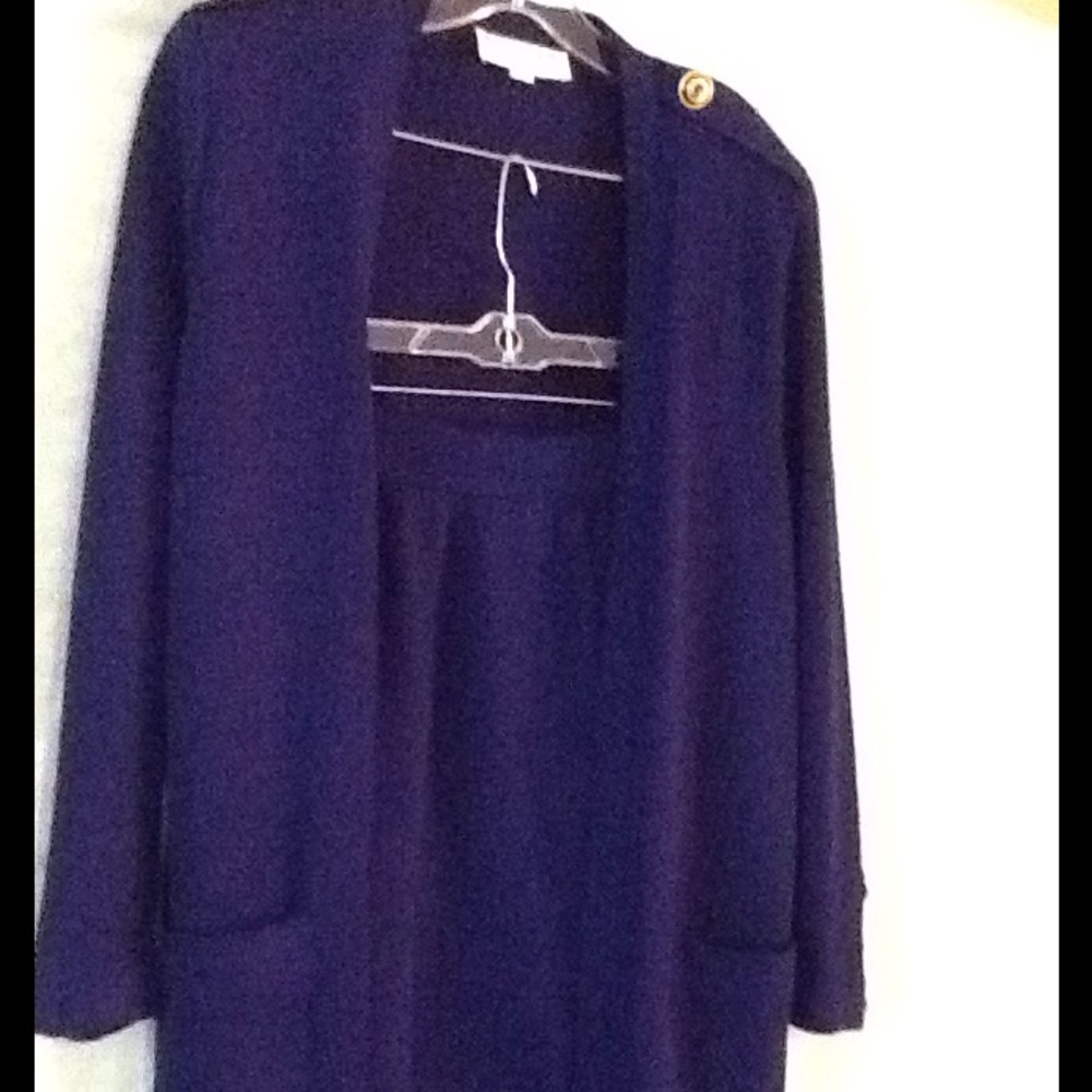 GORGEOUS ST JOHN SKIRT SET