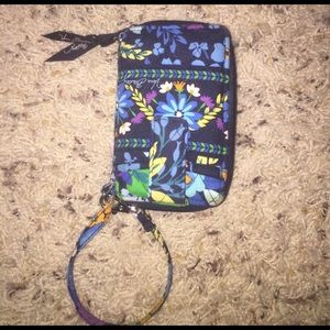 Vera bradley wristlet