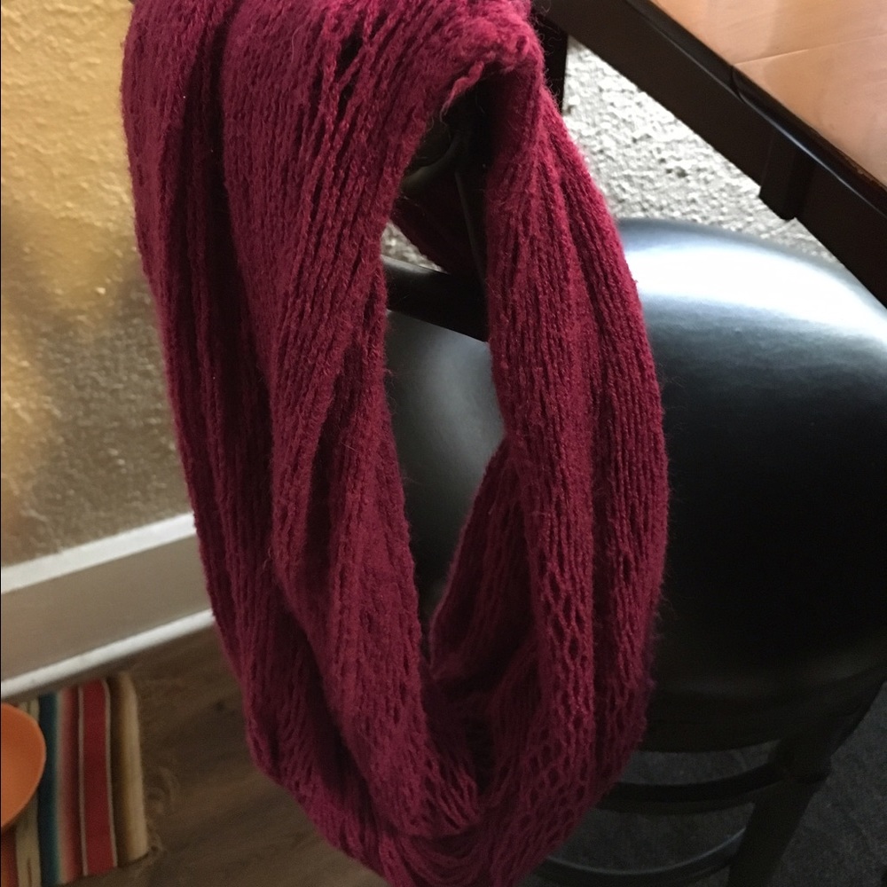 Infinity scarf