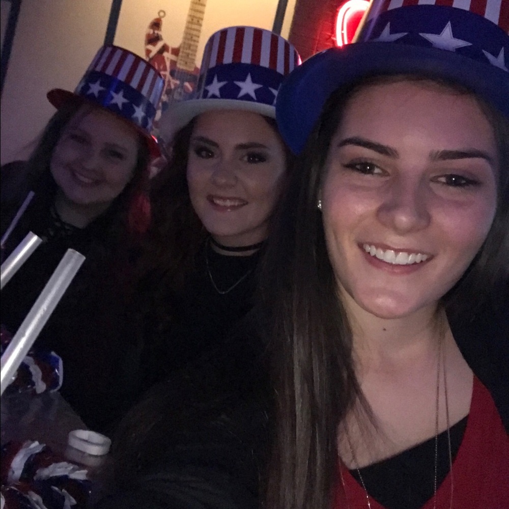 Meet your Posher, Mikal