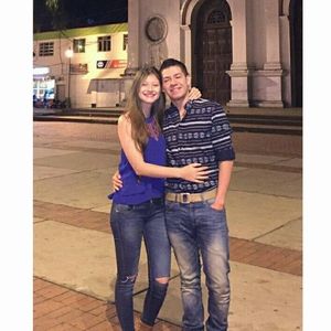 Meet your Posher, Daniela