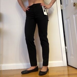 Lululemon NWT Sz 2 Trek Trouser