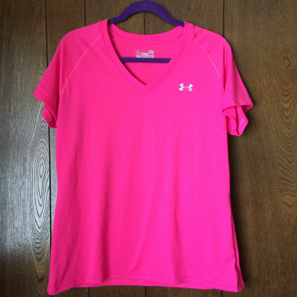 GUC Under Armour Semi-Fitted T-Shirt, L