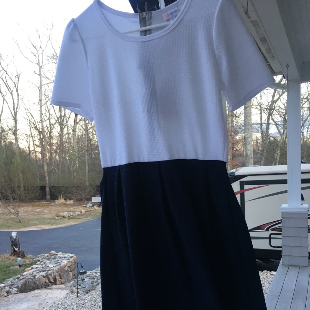 LulaRoe Amelia